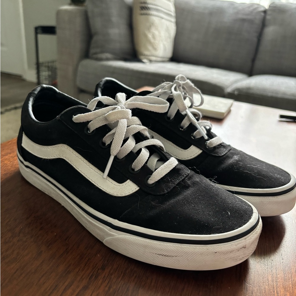 Women’s Vans Shoes Size 8